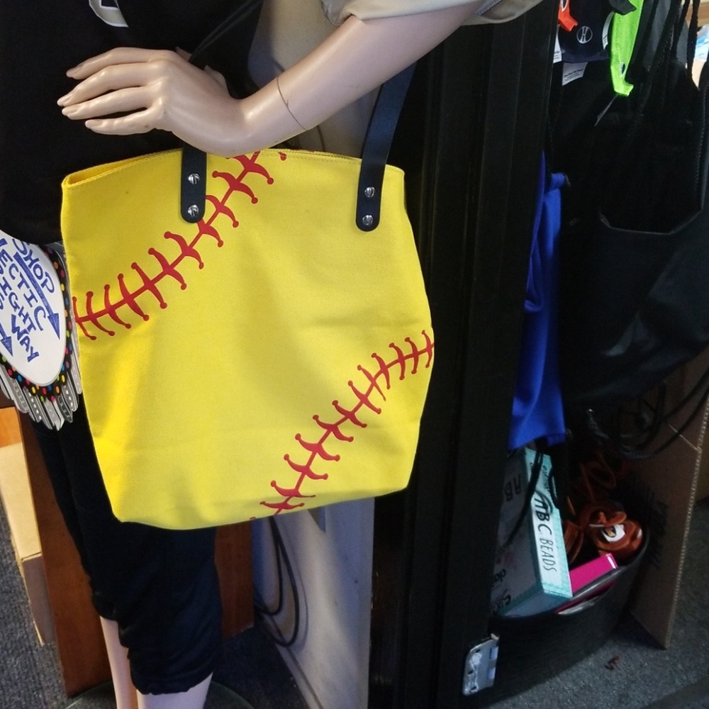Softball purse⚾️⚾️⚾️⚾️Nwot